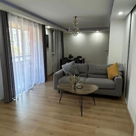 Apartamento Jolie T3 Avec Parking Toulouse Exterior foto