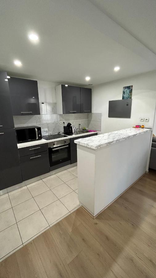 Apartamento Jolie T3 Avec Parking Toulouse Exterior foto